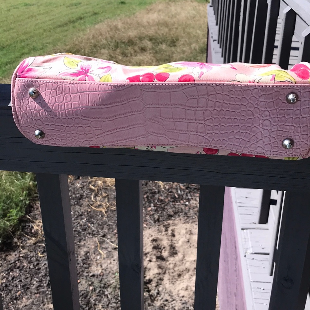 Antique snap top purse without any outside damage. - Picture 2 of 4